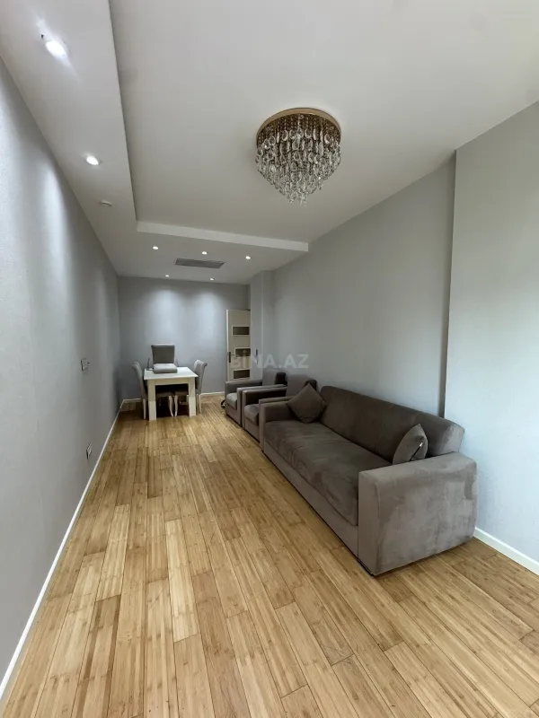 Kirayə verilir 2 otaqlı mənzil 85 m²