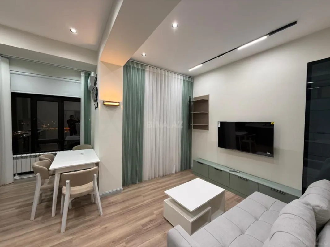 Satılır 3 otaqlı mənzil 88 m²