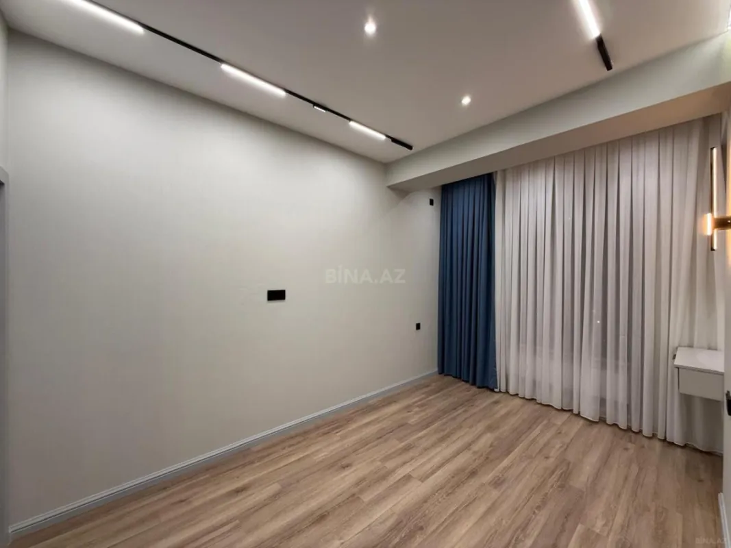 Satılır 3 otaqlı mənzil 88 m²