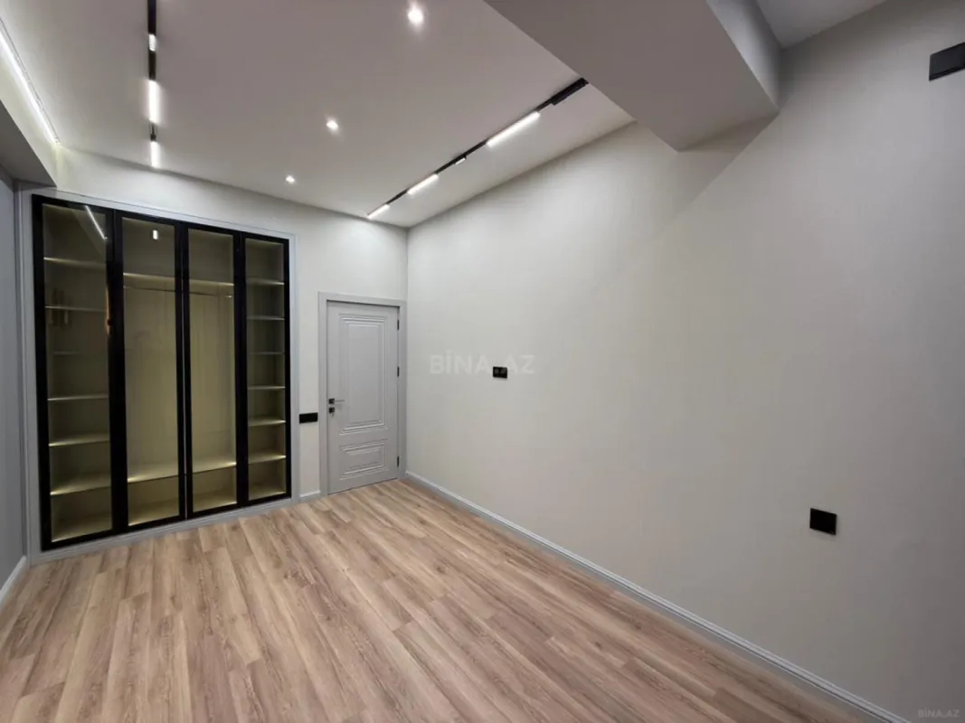 Satılır 3 otaqlı mənzil 88 m²