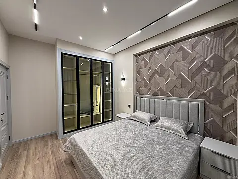 Satılır 3 otaqlı mənzil 88 m²