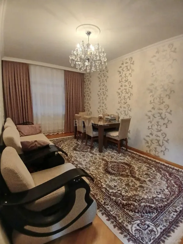 Satılır 3 otaqlı mənzil 85 m²