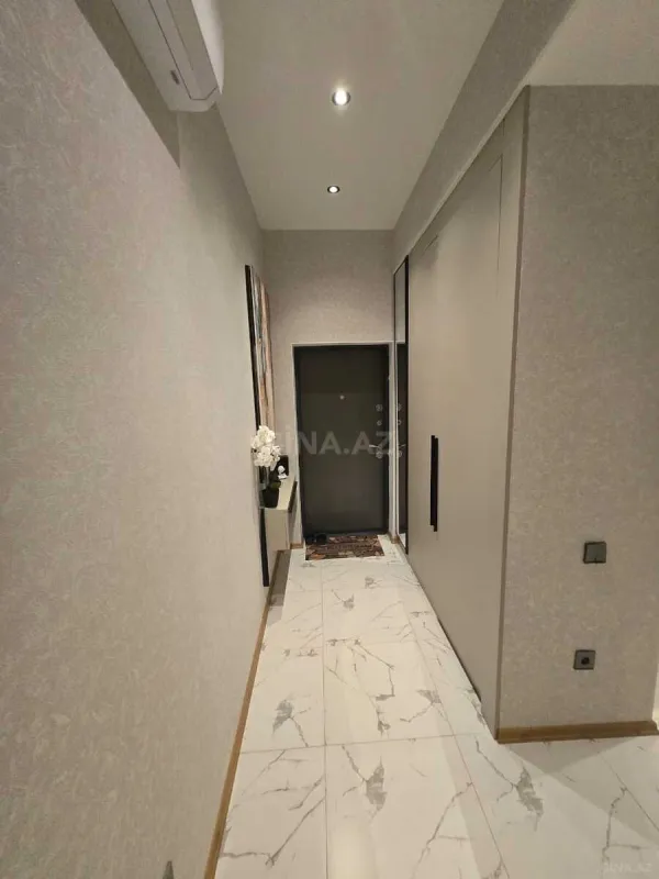 Kirayə verilir 2 otaqlı mənzil 95 m²