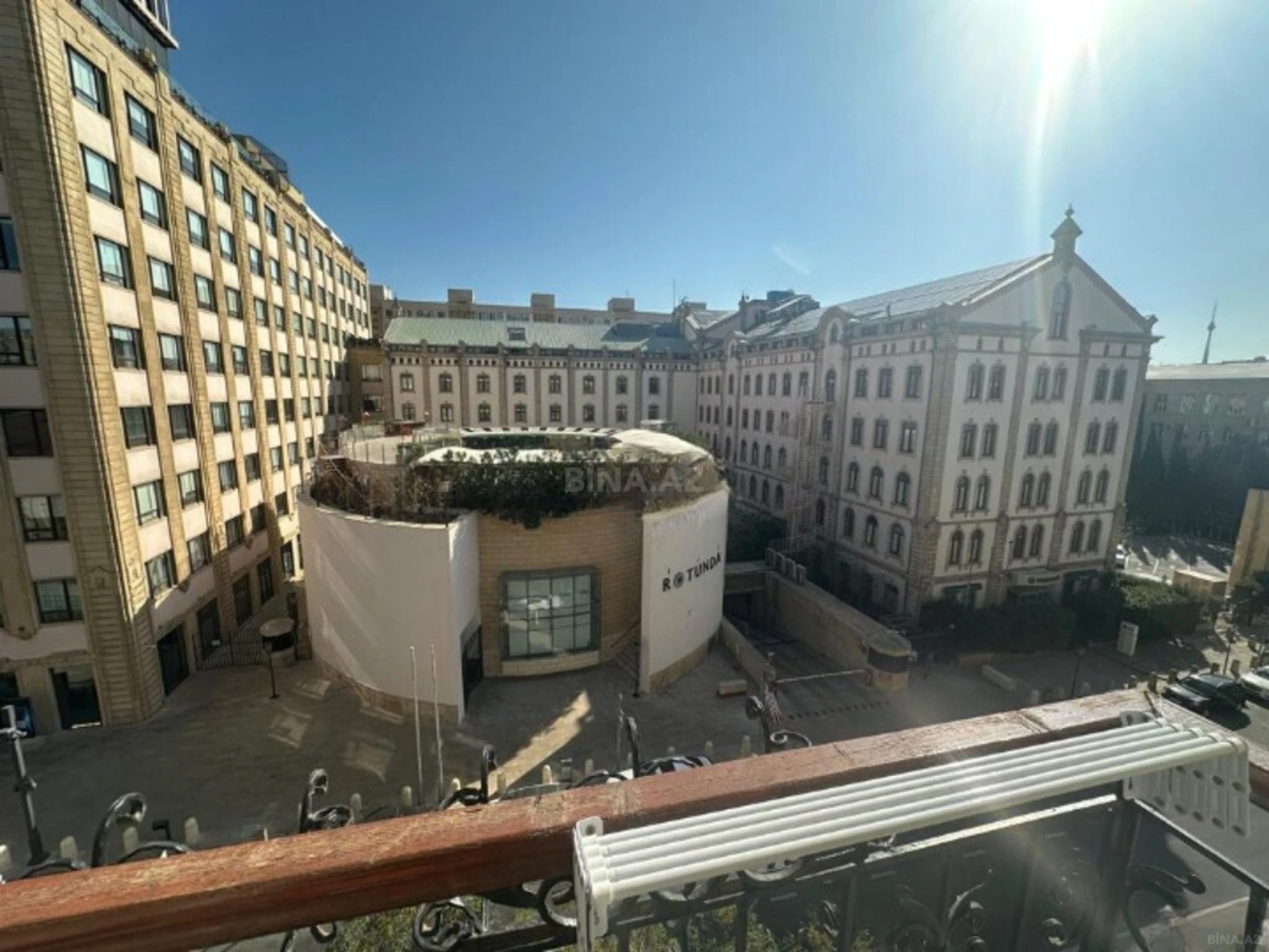 Satılır 2 otaqlı mənzil 58 m²