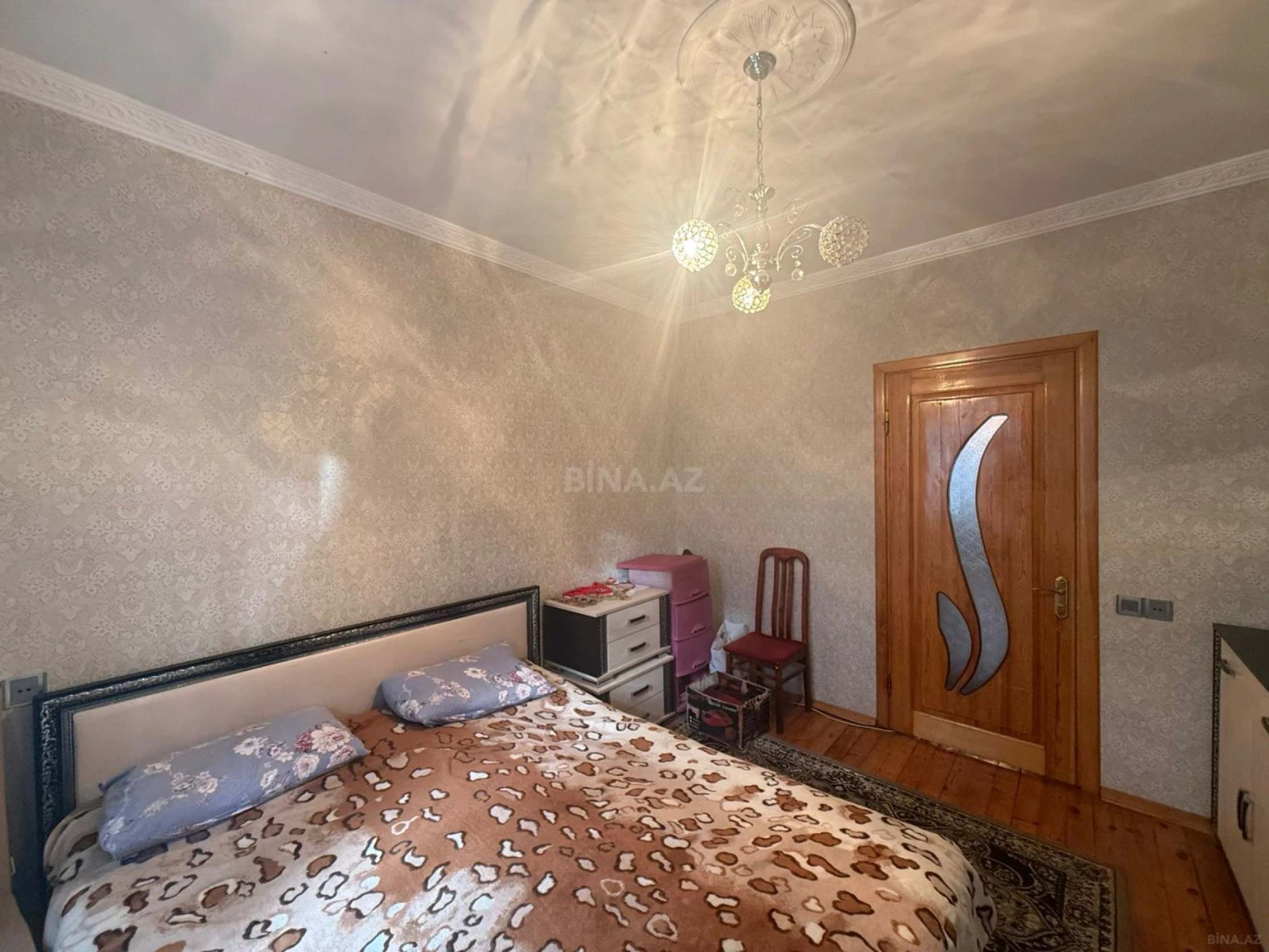 Satılır 2 otaqlı mənzil 55 m²