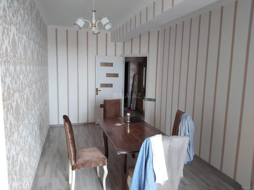 Satılır 2 otaqlı mənzil 56 m²