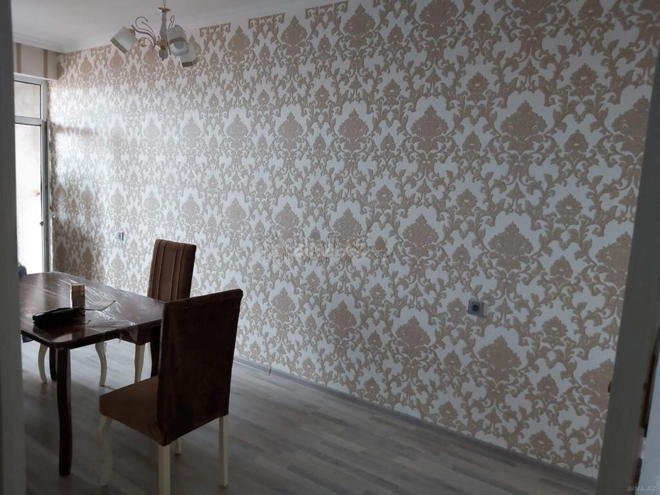 Satılır 2 otaqlı mənzil 56 m²