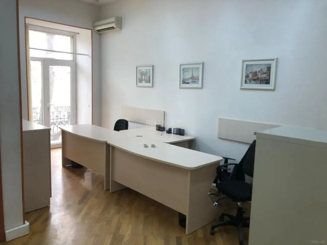 Kirayə verilir 2 otaqlı ofis 50 m²