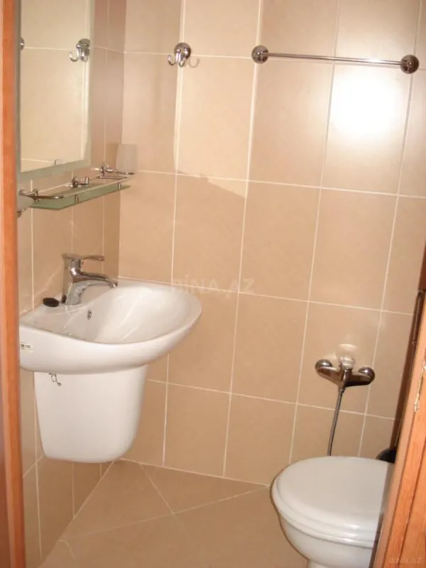 Kirayə verilir 2 otaqlı ofis 50 m²