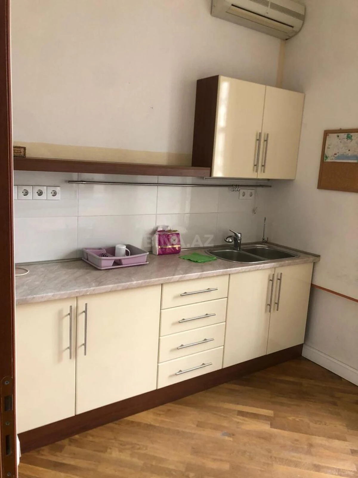 Kirayə verilir 2 otaqlı ofis 50 m²