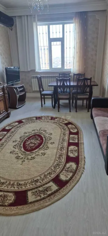Kirayə verilir 2 otaqlı mənzil 70 m²