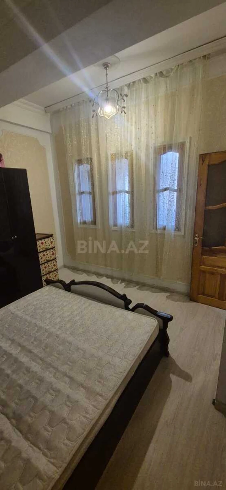 Kirayə verilir 2 otaqlı mənzil 70 m²