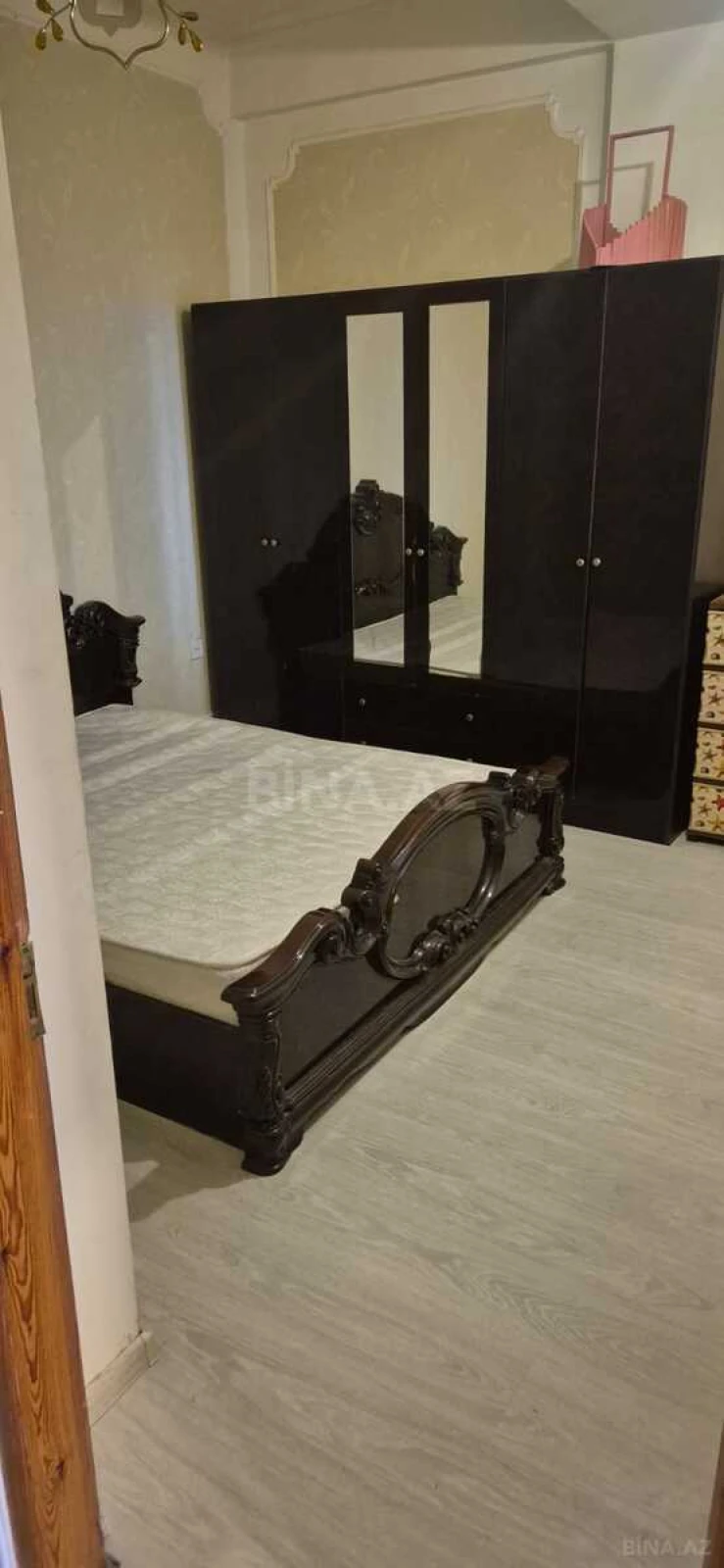 Kirayə verilir 2 otaqlı mənzil 70 m²