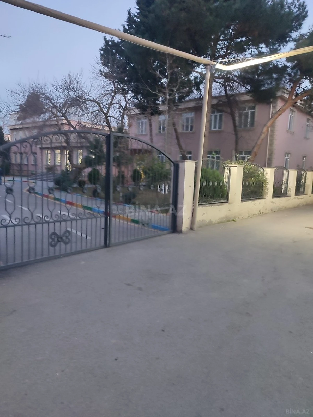 Kirayə verilir 2 otaqlı mənzil 70 m²