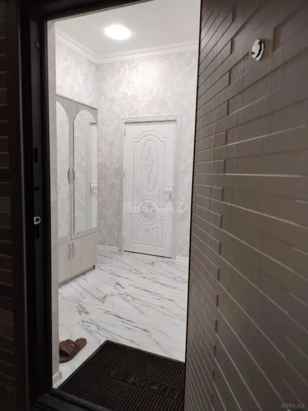 Kirayə verilir 2 otaqlı mənzil 78 m²