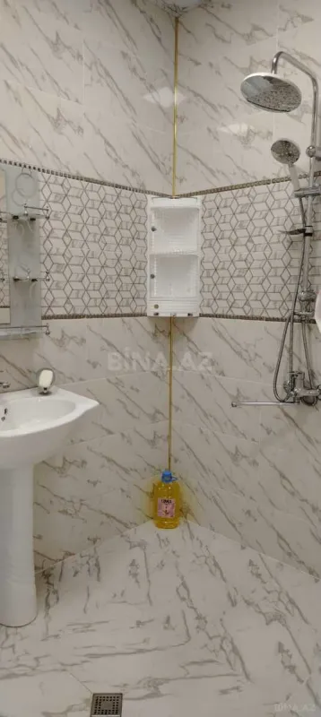 Kirayə verilir 2 otaqlı mənzil 78 m²