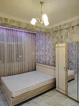 Kirayə verilir 2 otaqlı mənzil 78 m²