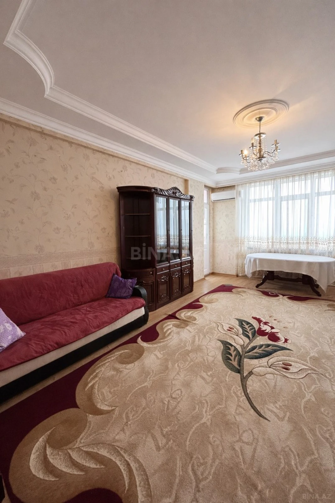 Satılır 3 otaqlı mənzil 108 m²