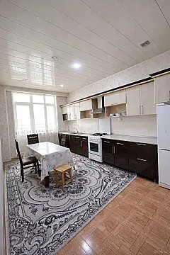 Satılır 3 otaqlı mənzil 108 m²
