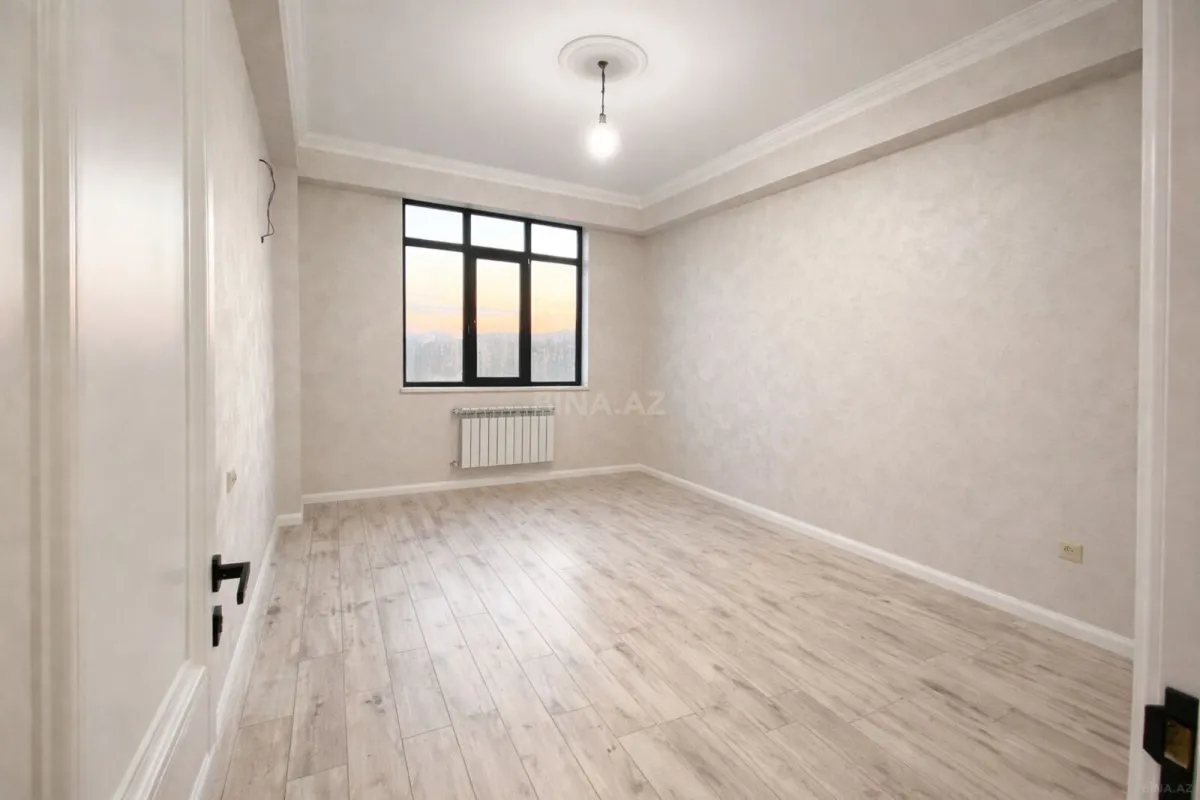 Satılır 2 otaqlı mənzil 70 m²