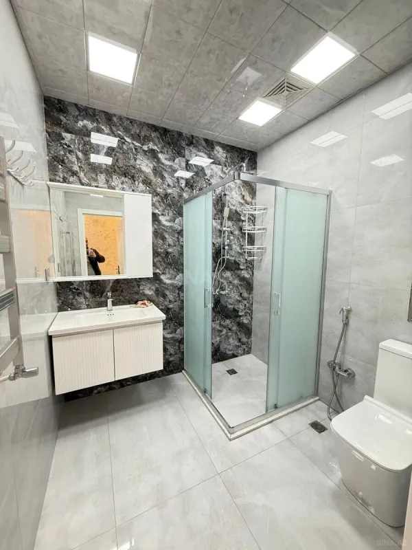 Satılır 3 otaqlı mənzil 120 m²