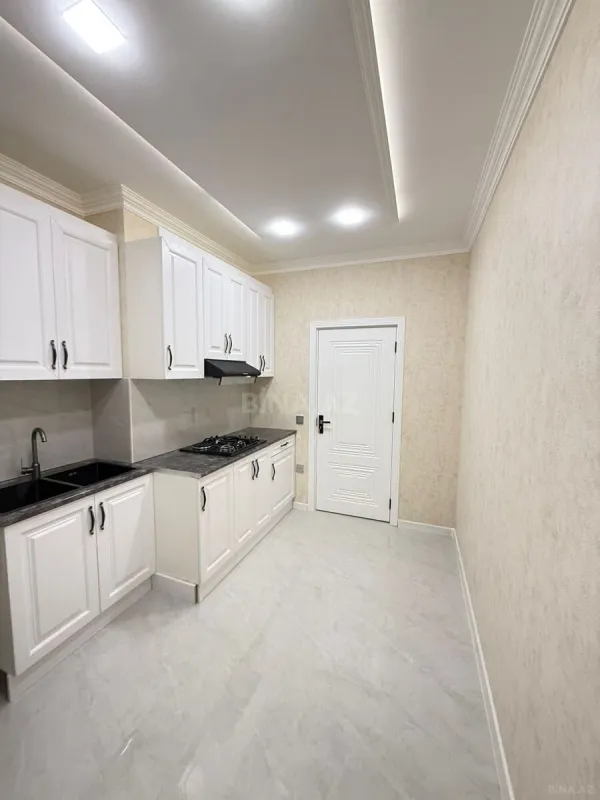 Satılır 3 otaqlı mənzil 120 m²