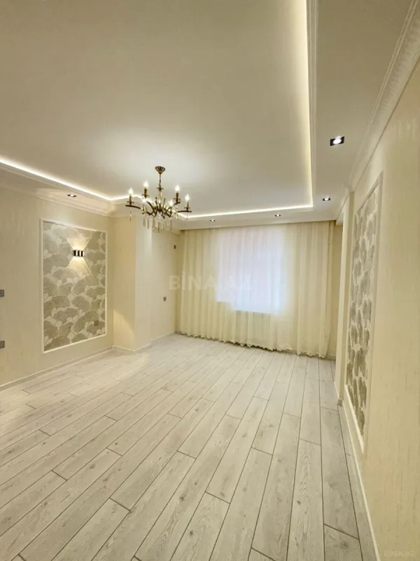 Satılır 3 otaqlı mənzil 120 m²