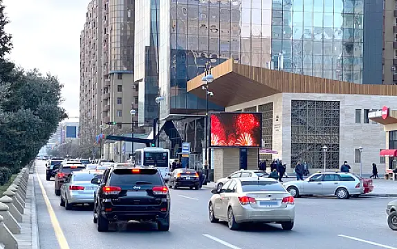 Kirayə verilir 3 otaqlı mənzil 150 m² — Bakı, Xətai 3 otaq 150.00 m²