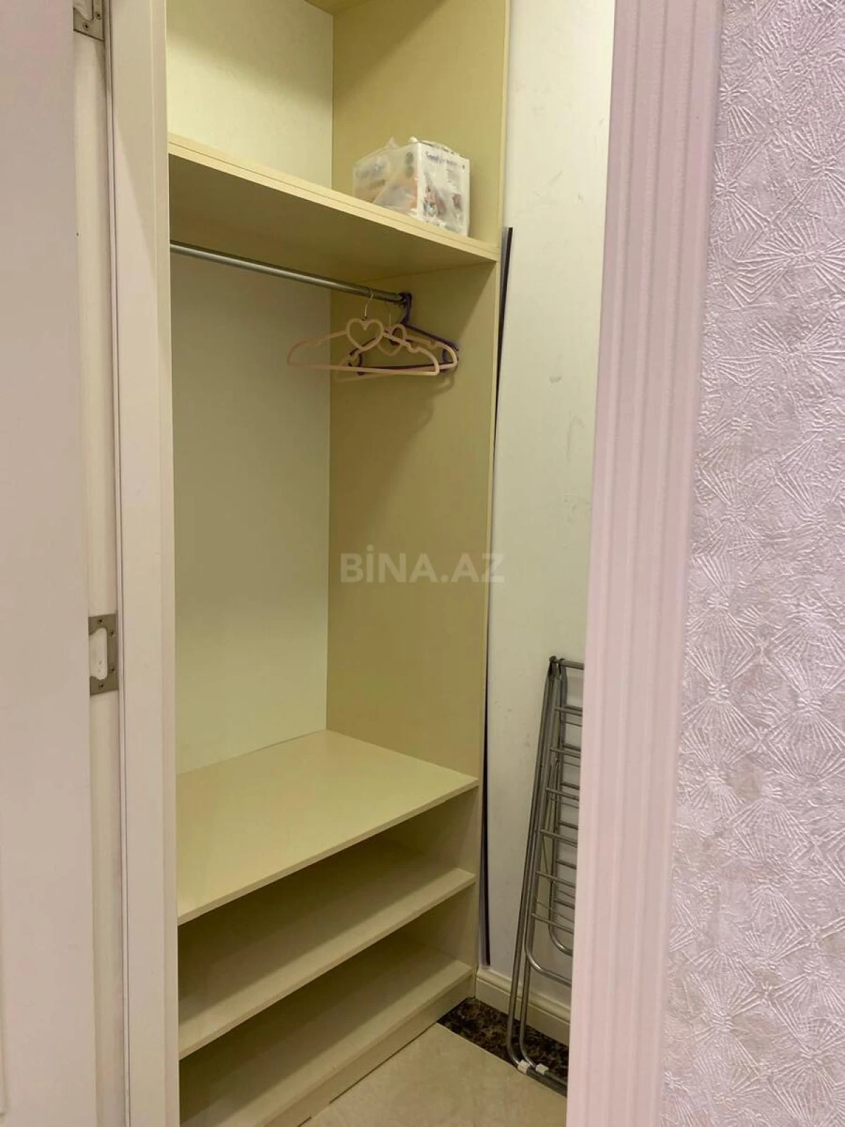 Kirayə verilir 3 otaqlı mənzil 175 m²