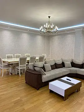 Kirayə verilir 3 otaqlı mənzil 175 m² — Bakı, Nizami 3 otaq 175.00 m²