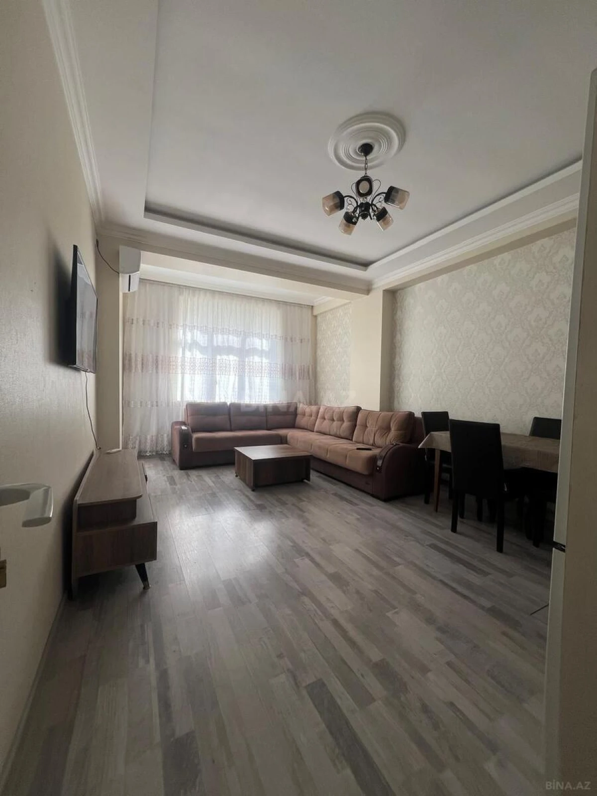 Kirayə verilir 2 otaqlı mənzil 55 m²