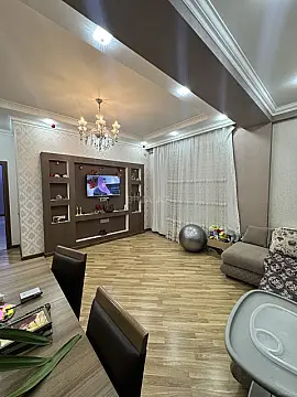 Satılır 3 otaqlı mənzil 105 m²