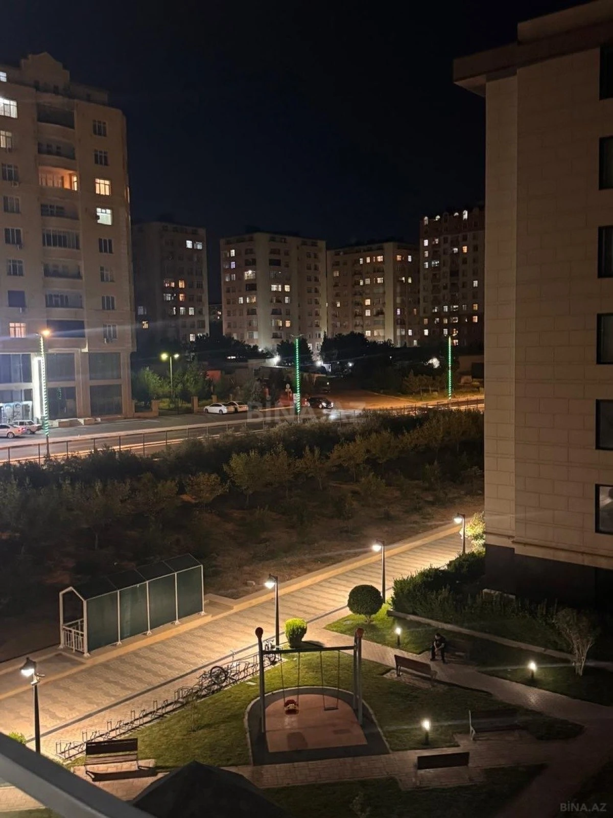 Kirayə verilir 3 otaqlı mənzil 100 m²