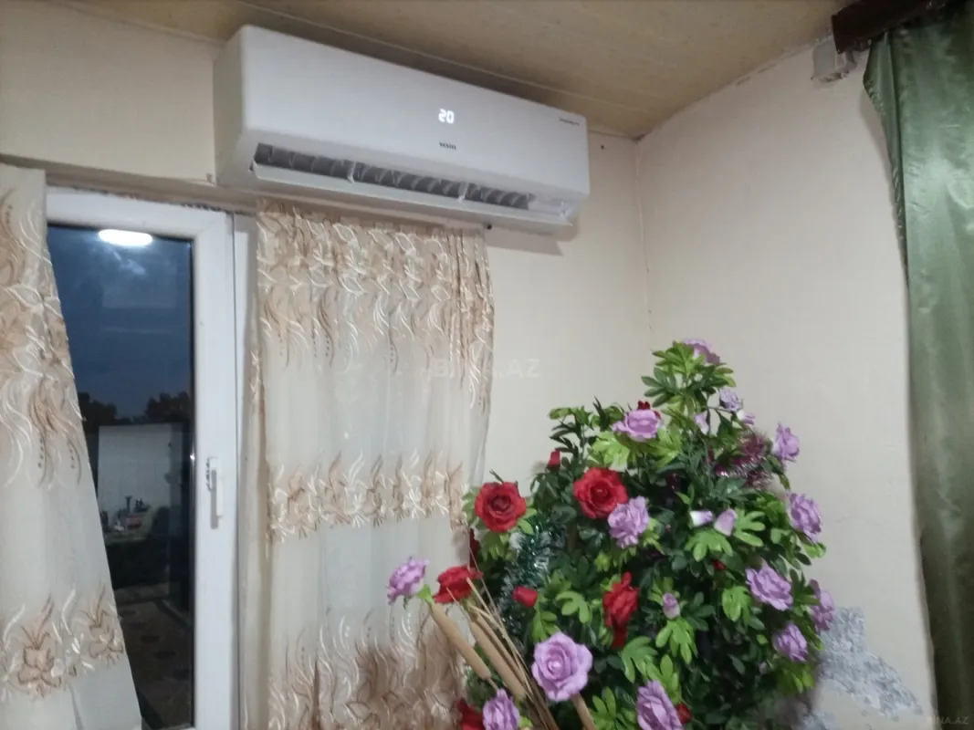 Satılır 3 otaqlı həyət evi 100 m²