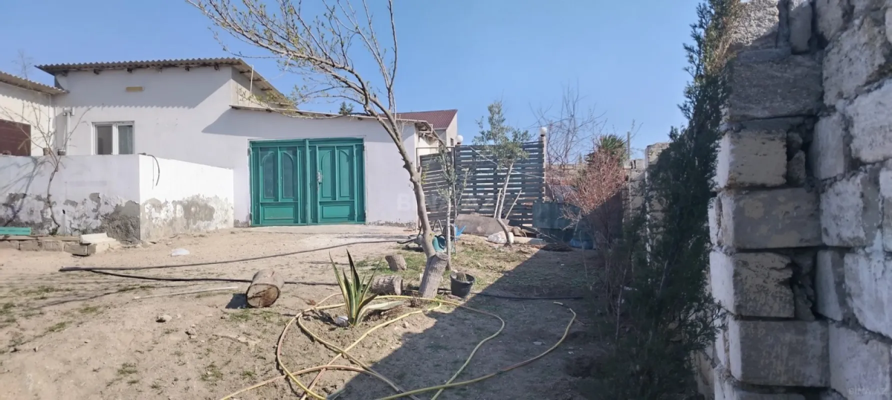 Satılır 3 otaqlı həyət evi 100 m²