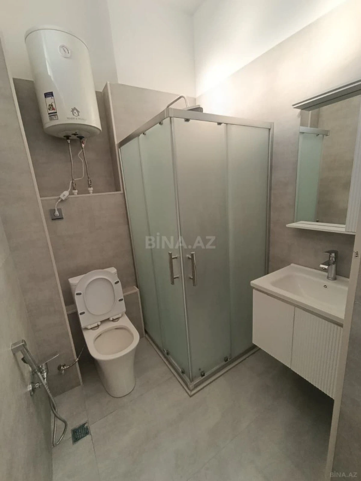 Kirayə verilir obyekt 180 m²