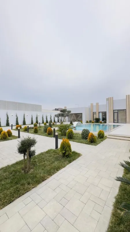 Satılır 5 otaqlı həyət evi 260 m²