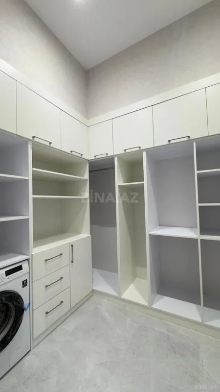 Satılır 5 otaqlı həyət evi 260 m²