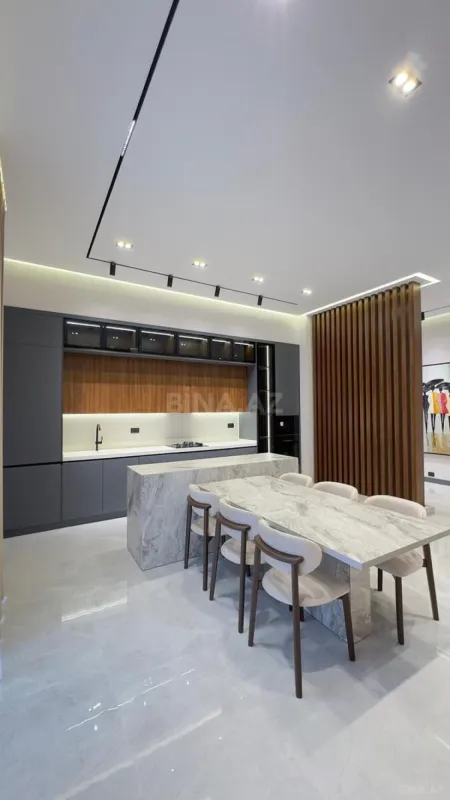 Satılır 5 otaqlı həyət evi 260 m²