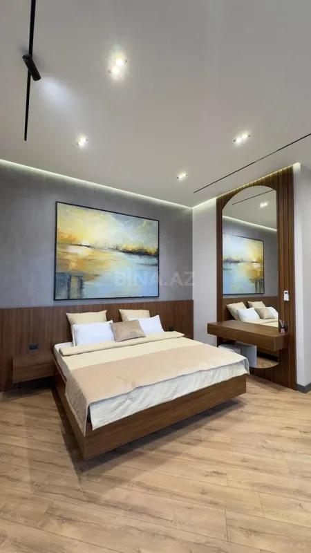 Satılır 5 otaqlı həyət evi 260 m²