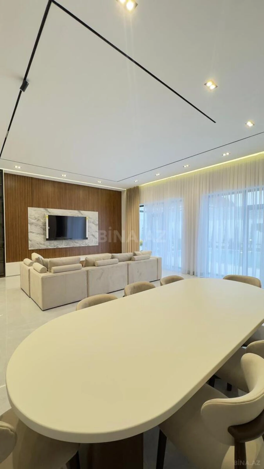 Satılır 5 otaqlı həyət evi 260 m²