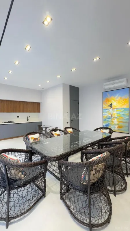 Satılır 5 otaqlı həyət evi 260 m²