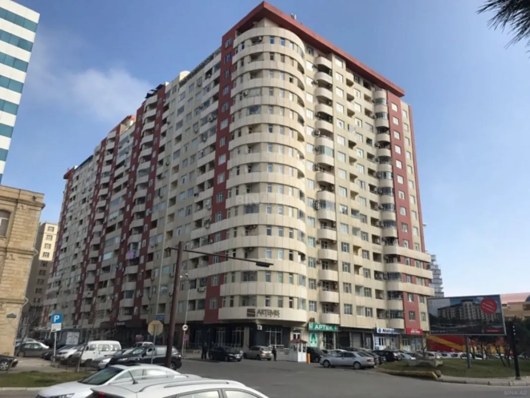 Kirayə verilir 3 otaqlı mənzil 120 m²