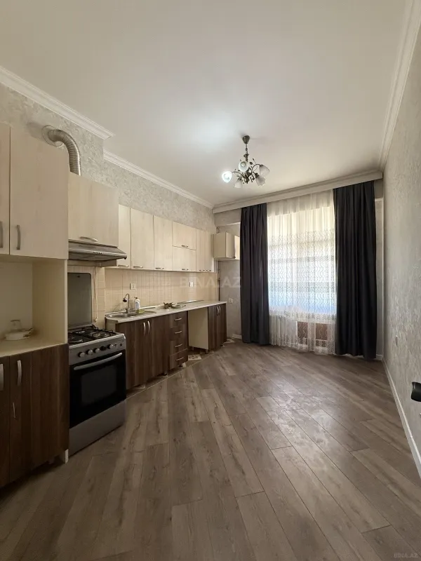 Satılır 2 otaqlı mənzil 85 m²