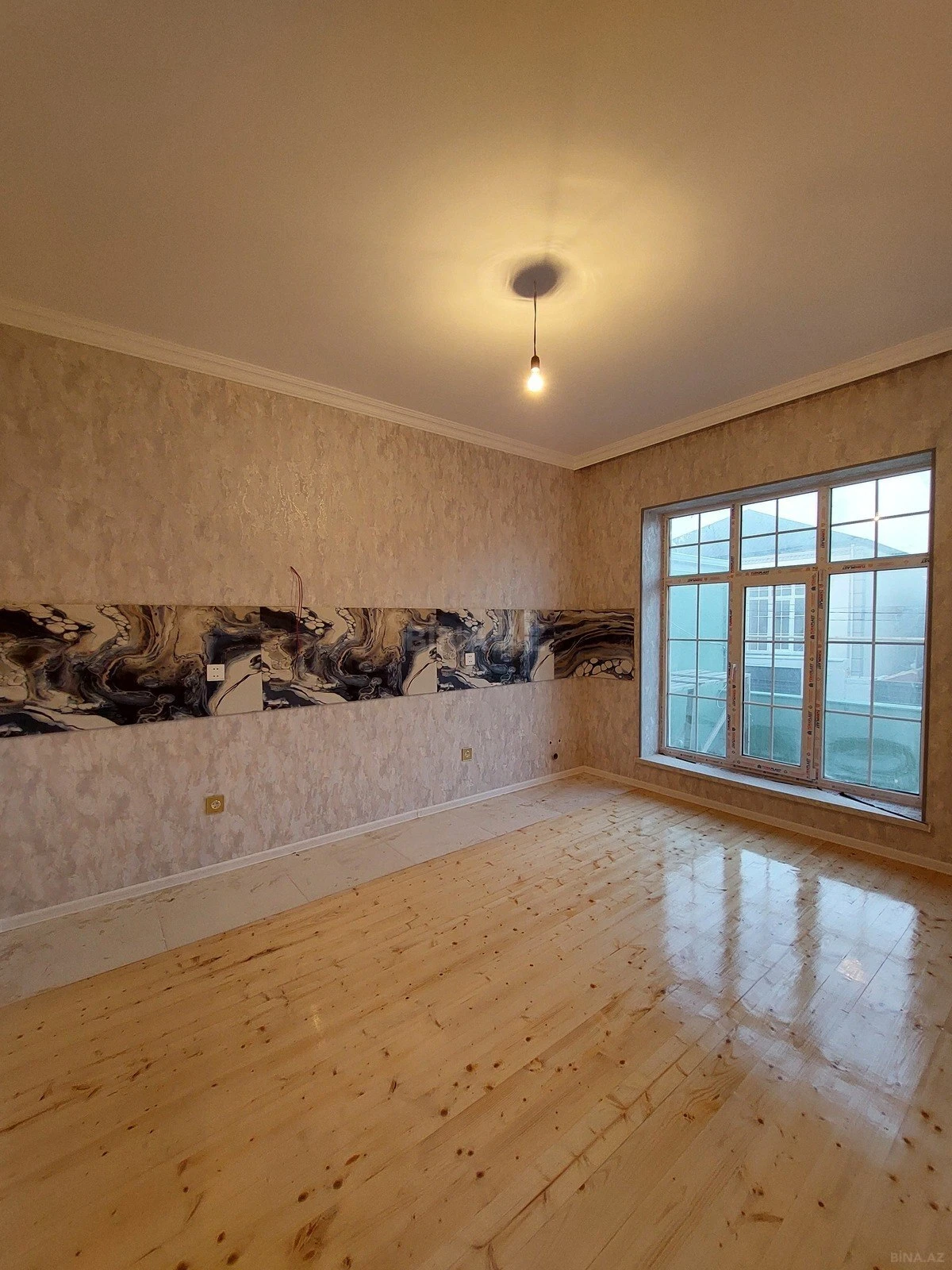 Satılır 3 otaqlı həyət evi 100 m²