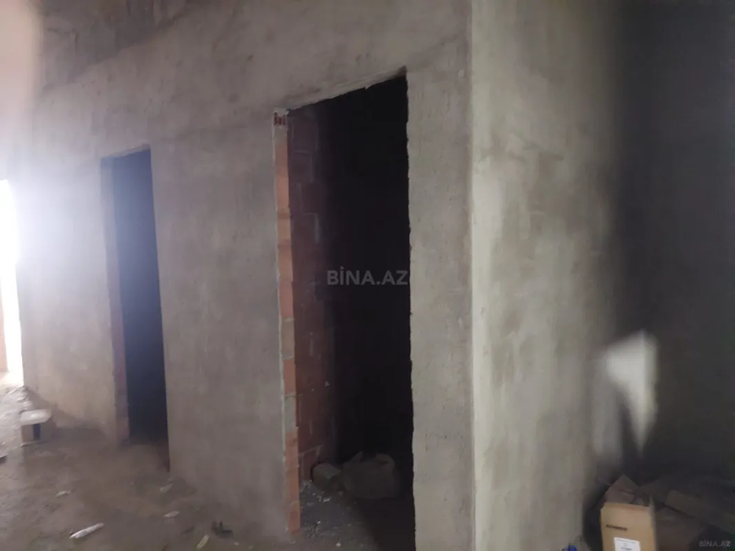 Satılır 2 otaqlı mənzil 82.5 m²