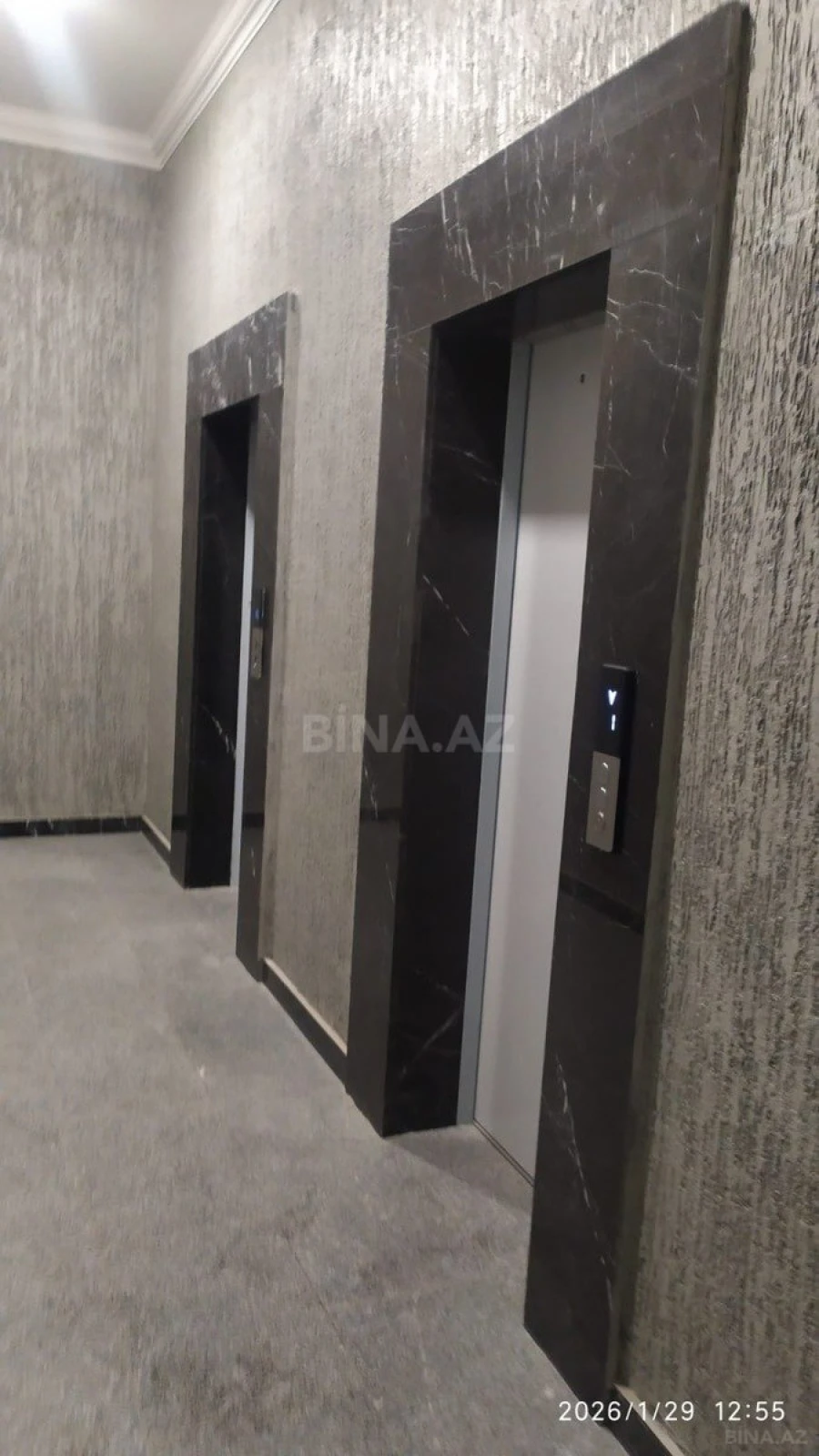 Satılır 2 otaqlı mənzil 82.5 m²