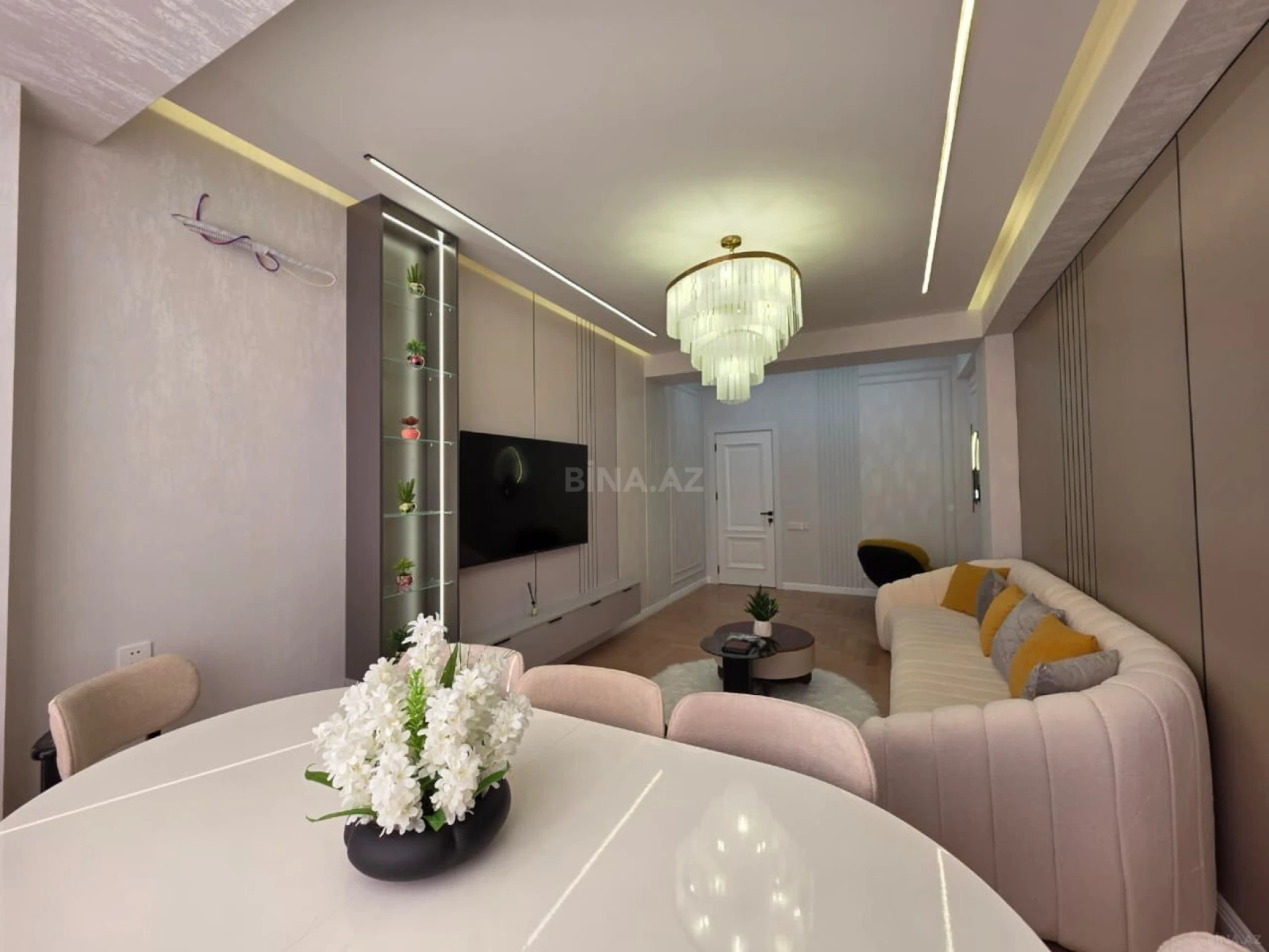 Satılır 3 otaqlı mənzil 120 m²
