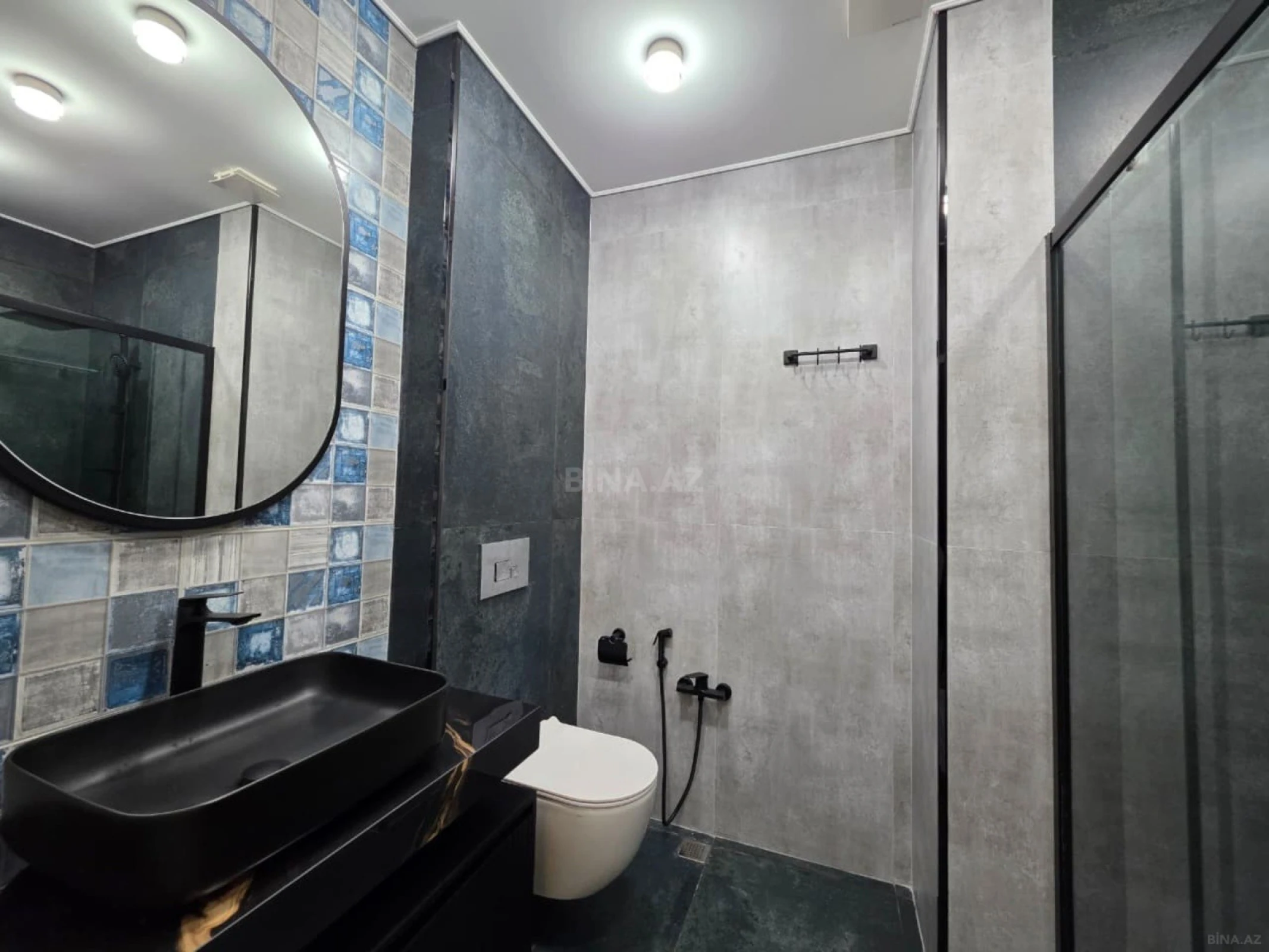 Satılır 3 otaqlı mənzil 120 m²