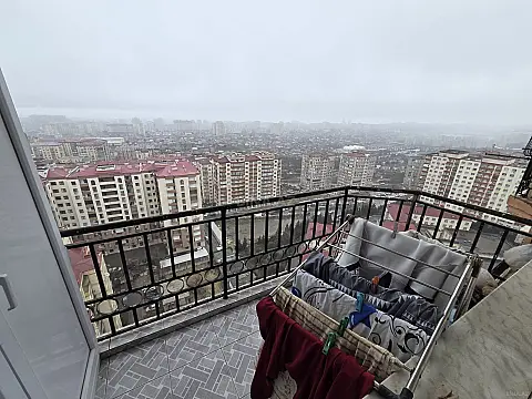 Satılır 3 otaqlı mənzil 82 m²